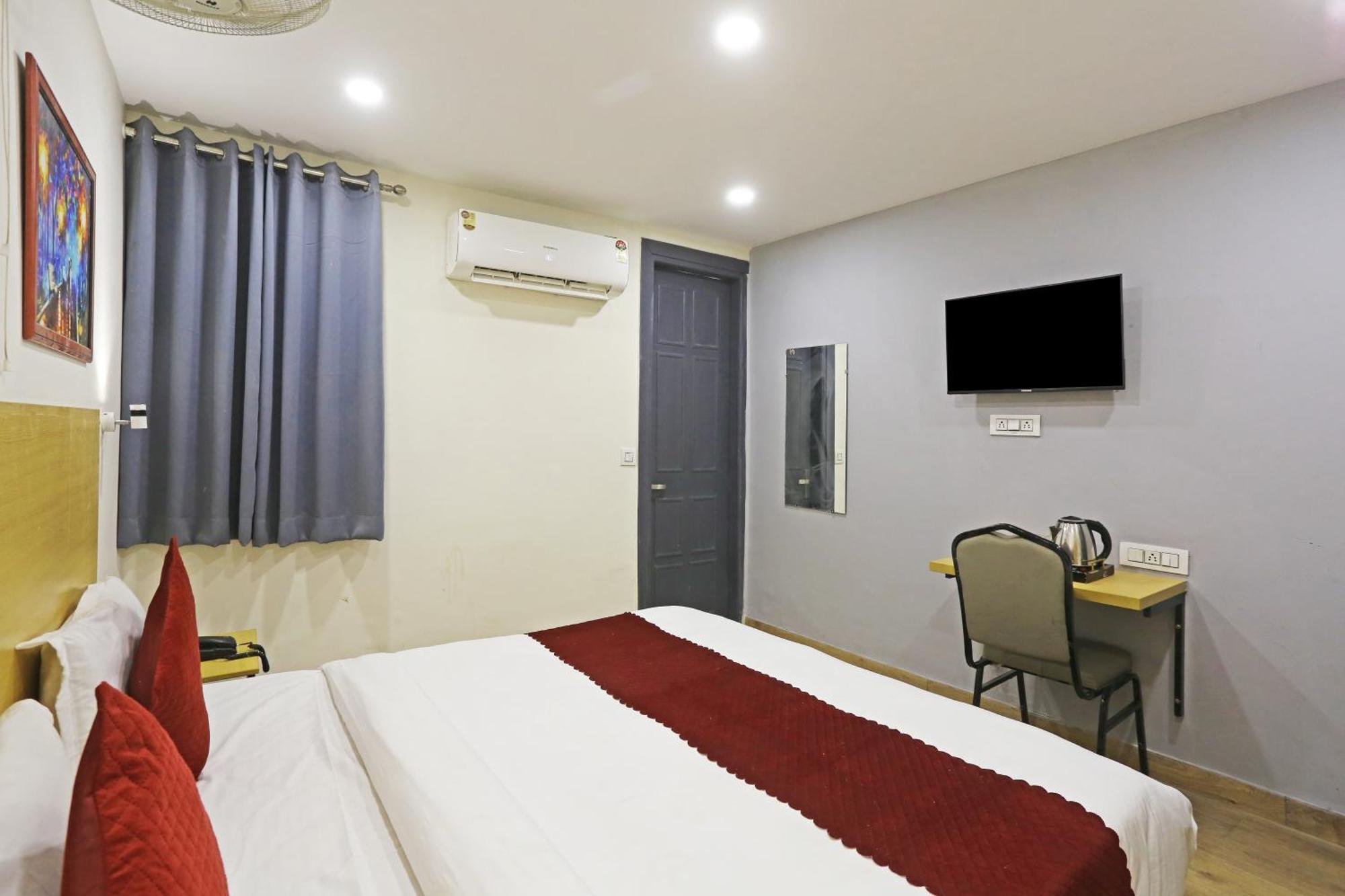 Hotel Twamev Residency Uttam Nagar Couple Friendly Delhi Zewnętrze zdjęcie